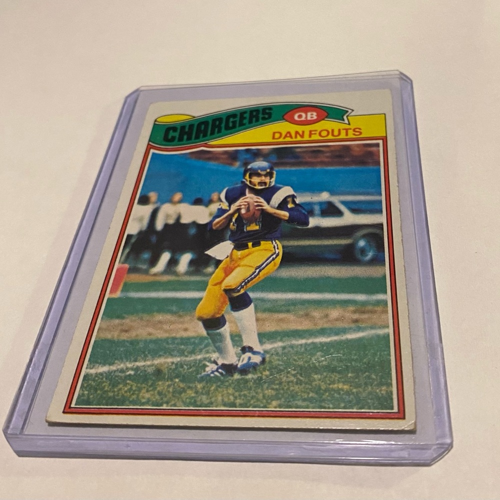 Dan Fouts 1977 Topps Football Card Vintage collectible